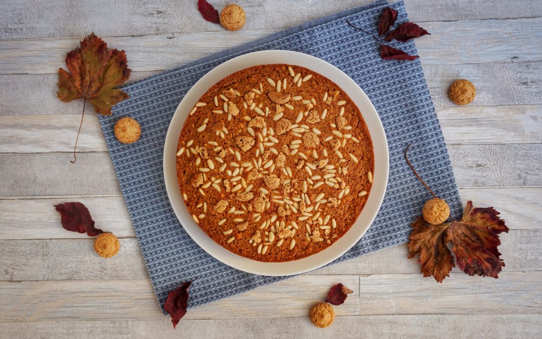 Torta di zucca con mandorle, amaretti e pinoli