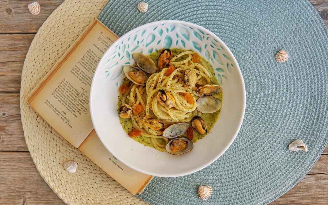 Spaghetti quadrati con cozze, vongole e crema di zucchine